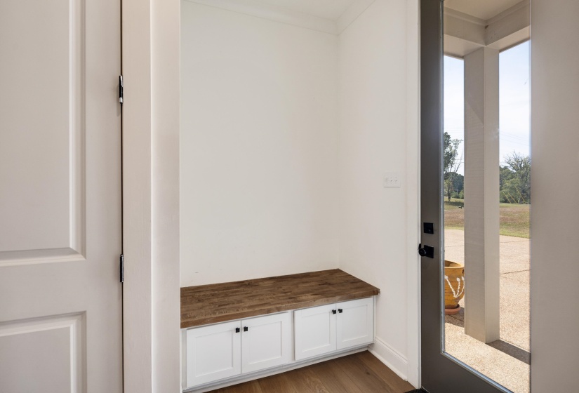 132 FARLEY RD, Byhalia, Mississippi 38611, 3 Bedrooms Bedrooms, 7 Rooms Rooms,2 BathroomsBathrooms,Residential,For Sale,FARLEY,10206055