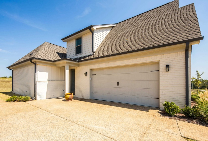 132 FARLEY RD, Byhalia, Mississippi 38611, 3 Bedrooms Bedrooms, 7 Rooms Rooms,2 BathroomsBathrooms,Residential,For Sale,FARLEY,10206055