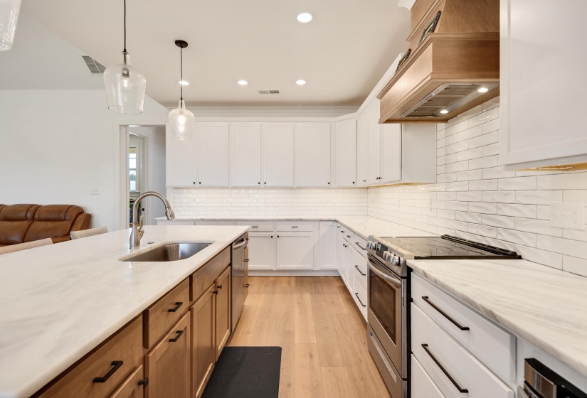 132 FARLEY RD, Byhalia, Mississippi 38611, 3 Bedrooms Bedrooms, 7 Rooms Rooms,2 BathroomsBathrooms,Residential,For Sale,FARLEY,10206055