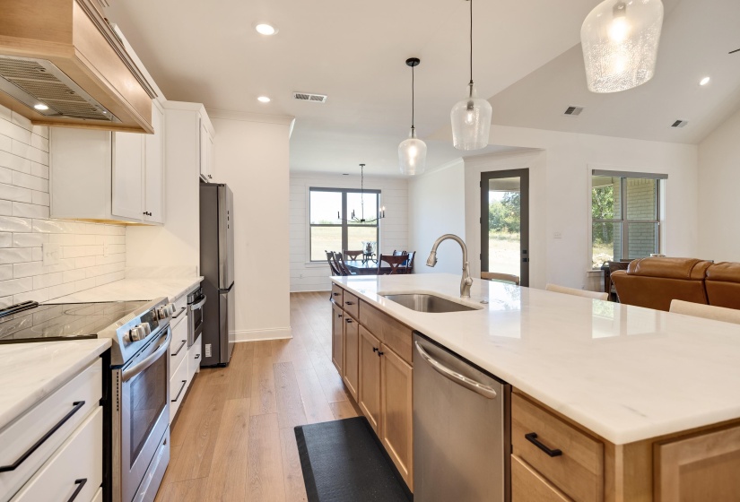 132 FARLEY RD, Byhalia, Mississippi 38611, 3 Bedrooms Bedrooms, 7 Rooms Rooms,2 BathroomsBathrooms,Residential,For Sale,FARLEY,10206055