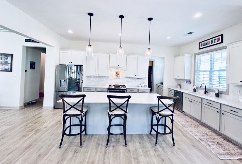 240 FREEDOM LN, Rossville, Tennessee 38066, 4 Bedrooms Bedrooms, 6 Rooms Rooms,3.1 BathroomsBathrooms,Residential,For Sale,FREEDOM,10206062