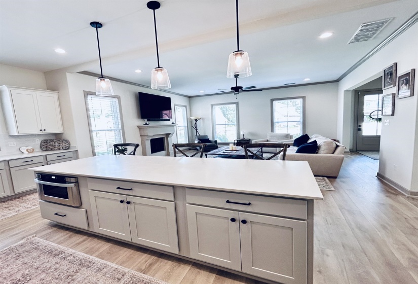 240 FREEDOM LN, Rossville, Tennessee 38066, 4 Bedrooms Bedrooms, 6 Rooms Rooms,3.1 BathroomsBathrooms,Residential,For Sale,FREEDOM,10206062