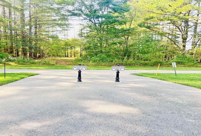 240 FREEDOM LN, Rossville, Tennessee 38066, 4 Bedrooms Bedrooms, 6 Rooms Rooms,3.1 BathroomsBathrooms,Residential,For Sale,FREEDOM,10206062