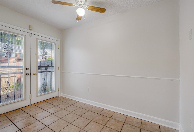5696 QUINCE RD, Memphis, Tennessee 38119, 2 Bedroom Bedrooms, 4 Room Rooms,1.1 BathroomBathrooms,Residential,For Sale,QUINCE,0,10206184