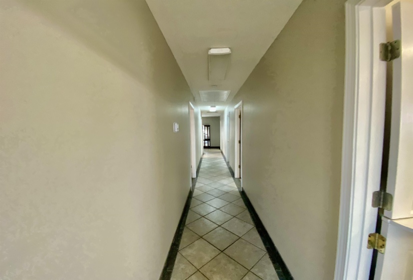 130 MUNICIPAL PLAZA DR, Bolivar, Tennessee 38008, ,Commercial/industrial,For Sale,MUNICIPAL PLAZA,10206236