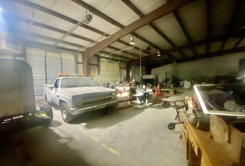 130 MUNICIPAL PLAZA DR, Bolivar, Tennessee 38008, ,Commercial/industrial,For Sale,MUNICIPAL PLAZA,10206236
