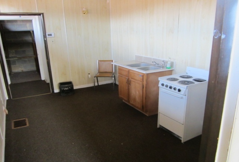 1400 ELVIS PRESLEY BLVD BLVD, Memphis, Tennessee 38106, ,Commercial/industrial,For Sale,ELVIS PRESLEY BLVD,10188611