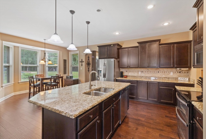 80 HUNTERS LN, Rossville, Tennessee 38066, 4 Bedroom Bedrooms, 9 Room Rooms,2.1 BathroomBathrooms,Residential,For Sale,HUNTERS,0,10206245