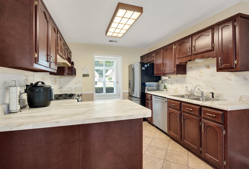 954 WILDBIRD CV, Collierville, Tennessee 38017, 4 Bedroom Bedrooms, 8 Room Rooms,2 BathroomBathrooms,Residential,For Sale,WILDBIRD,0,10206413