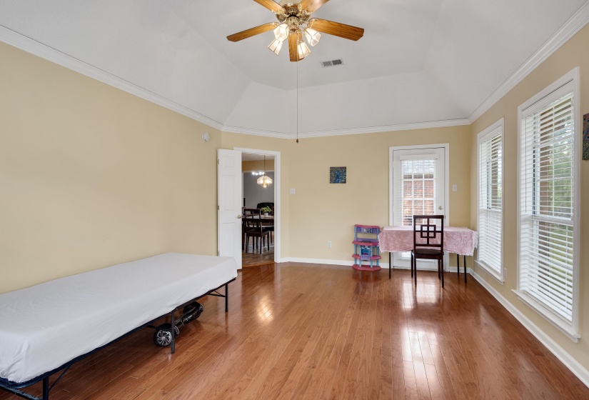 954 WILDBIRD CV, Collierville, Tennessee 38017, 4 Bedroom Bedrooms, 8 Room Rooms,2 BathroomBathrooms,Residential,For Sale,WILDBIRD,0,10206413