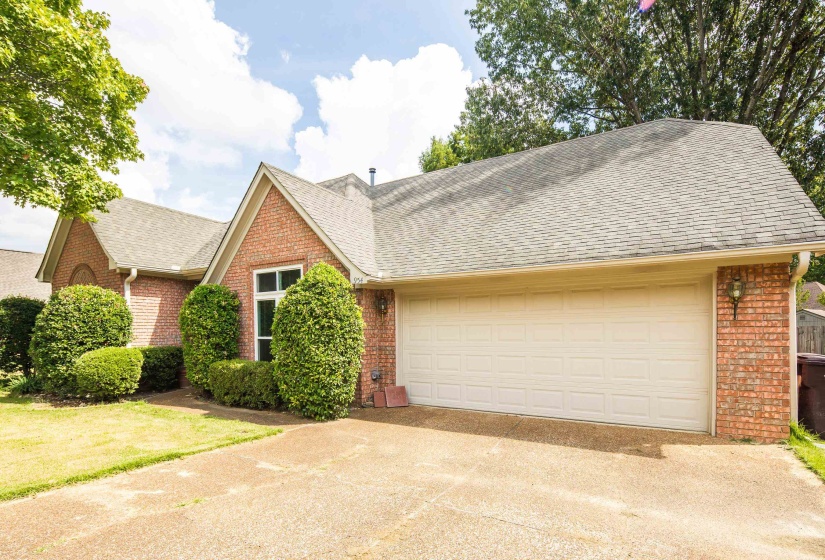 954 WILDBIRD CV, Collierville, Tennessee 38017, 4 Bedroom Bedrooms, 8 Room Rooms,2 BathroomBathrooms,Residential,For Sale,WILDBIRD,0,10206413