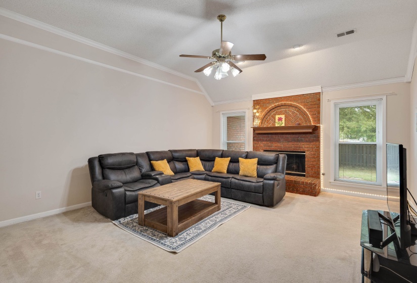 954 WILDBIRD CV, Collierville, Tennessee 38017, 4 Bedroom Bedrooms, 8 Room Rooms,2 BathroomBathrooms,Residential,For Sale,WILDBIRD,0,10206413