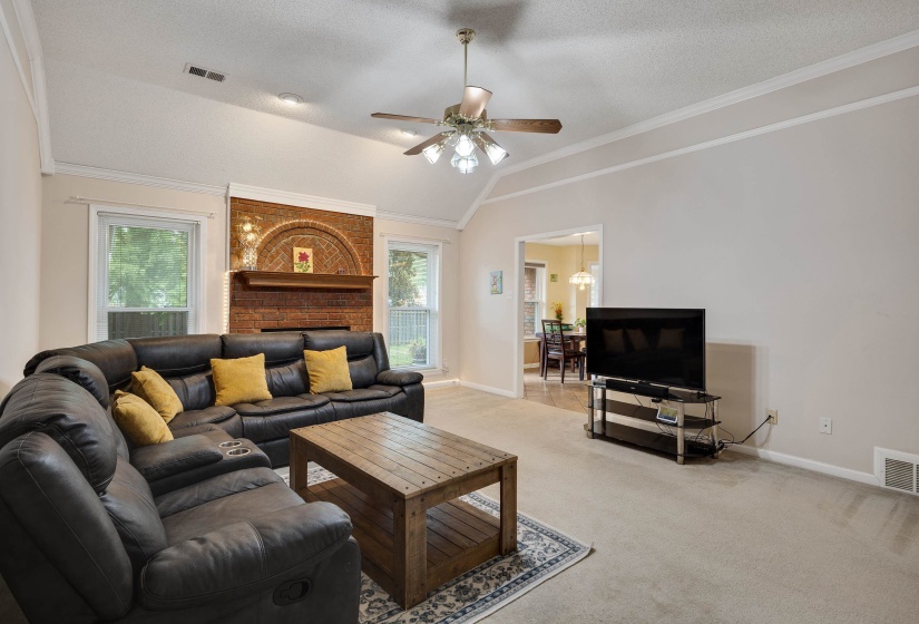 954 WILDBIRD CV, Collierville, Tennessee 38017, 4 Bedroom Bedrooms, 8 Room Rooms,2 BathroomBathrooms,Residential,For Sale,WILDBIRD,0,10206413