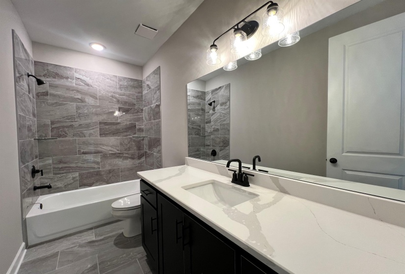 220 DRAKE DR, Piperton, Tennessee 38017, 3 Bedrooms Bedrooms, 7 Rooms Rooms,2 BathroomsBathrooms,Residential,For Sale,DRAKE,10188193