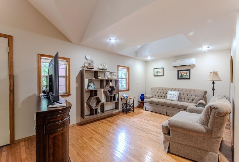 23 OLD FERRY RD, Bath Springs, Tennessee 38311, 3 Bedrooms Bedrooms, 7 Rooms Rooms,2 BathroomsBathrooms,Residential,For Sale,OLD FERRY,10198399