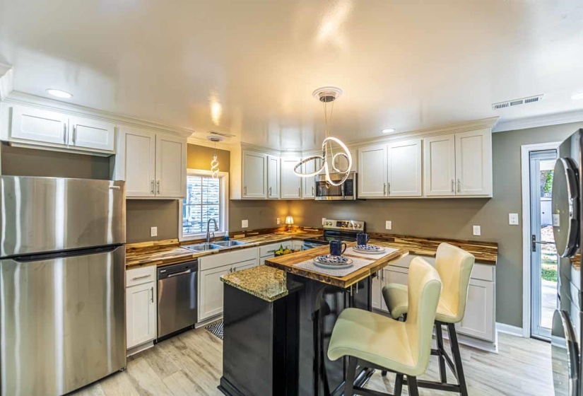 715 MAPLE ST, Covington, Tennessee 38019, 2 Bedroom Bedrooms, 4 Room Rooms,1 BathroomBathrooms,Residential,For Sale,MAPLE,0,10206597