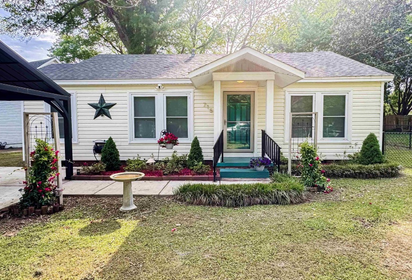 715 MAPLE ST, Covington, Tennessee 38019, 2 Bedroom Bedrooms, 4 Room Rooms,1 BathroomBathrooms,Residential,For Sale,MAPLE,0,10206597