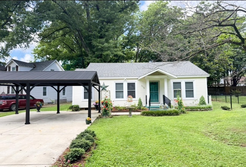 715 MAPLE ST, Covington, Tennessee 38019, 2 Bedroom Bedrooms, 4 Room Rooms,1 BathroomBathrooms,Residential,For Sale,MAPLE,0,10206597