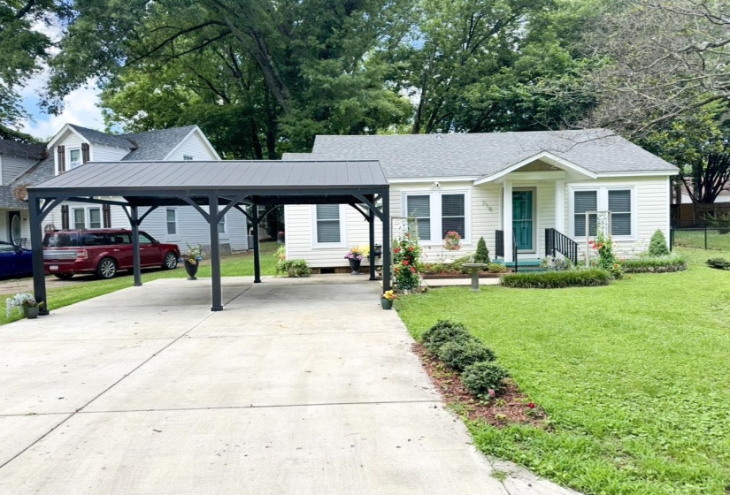 715 MAPLE ST, Covington, Tennessee 38019, 2 Bedroom Bedrooms, 4 Room Rooms,1 BathroomBathrooms,Residential,For Sale,MAPLE,0,10206597