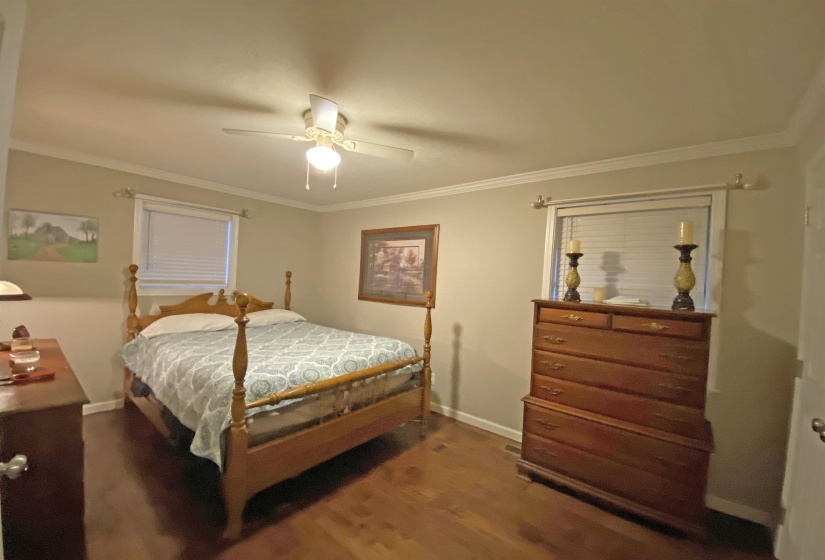 160 CLEMENT DR, Savannah, Tennessee 38372, 3 Bedrooms Bedrooms, 6 Rooms Rooms,1 BathroomBathrooms,Residential,For Sale,CLEMENT,10206660