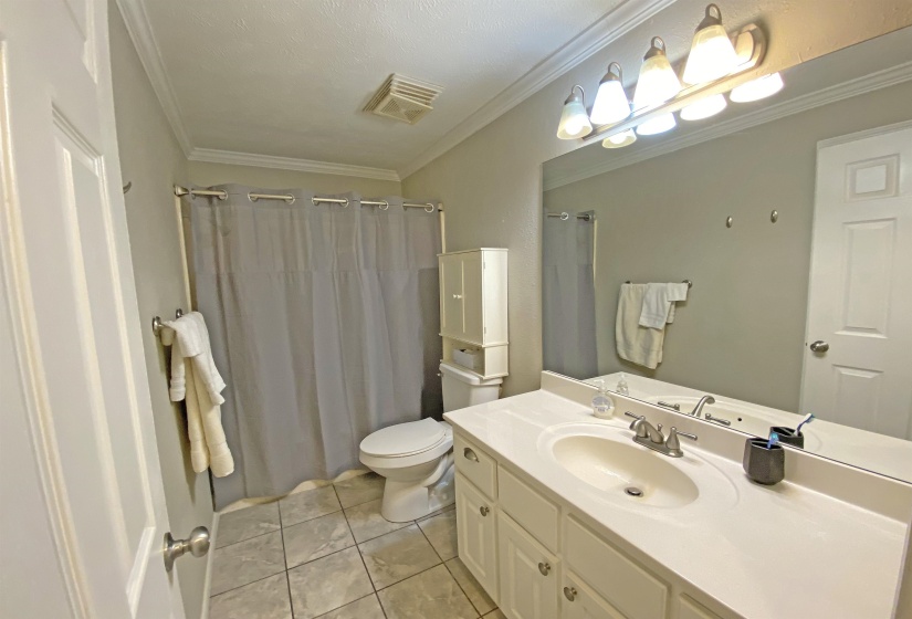 160 CLEMENT DR, Savannah, Tennessee 38372, 3 Bedrooms Bedrooms, 6 Rooms Rooms,1 BathroomBathrooms,Residential,For Sale,CLEMENT,10206660