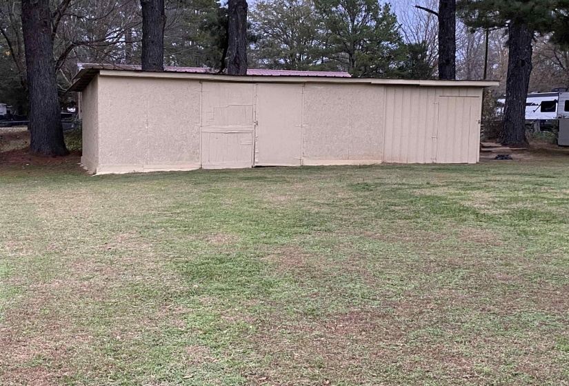 160 CLEMENT DR, Savannah, Tennessee 38372, 3 Bedrooms Bedrooms, 6 Rooms Rooms,1 BathroomBathrooms,Residential,For Sale,CLEMENT,10206660