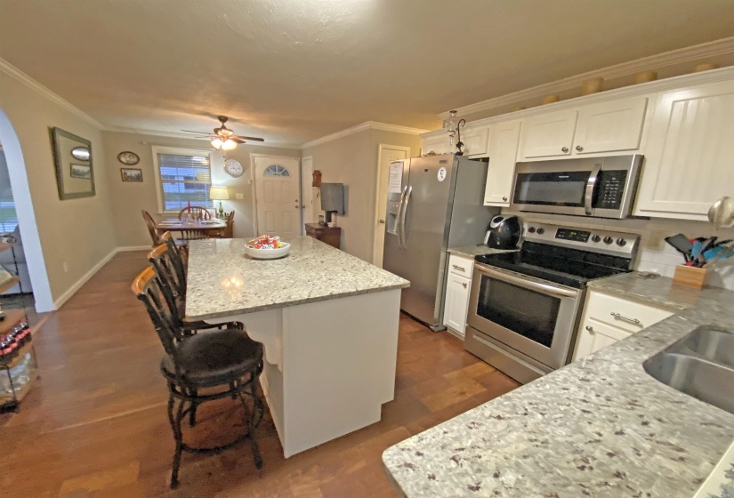 160 CLEMENT DR, Savannah, Tennessee 38372, 3 Bedrooms Bedrooms, 6 Rooms Rooms,1 BathroomBathrooms,Residential,For Sale,CLEMENT,10206660