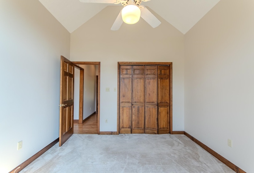 200 GRANDVIEW CIR, Adamsville, Tennessee 38310, 3 Bedrooms Bedrooms, 11 Rooms Rooms,2 BathroomsBathrooms,Residential,For Sale,GRANDVIEW,10206685