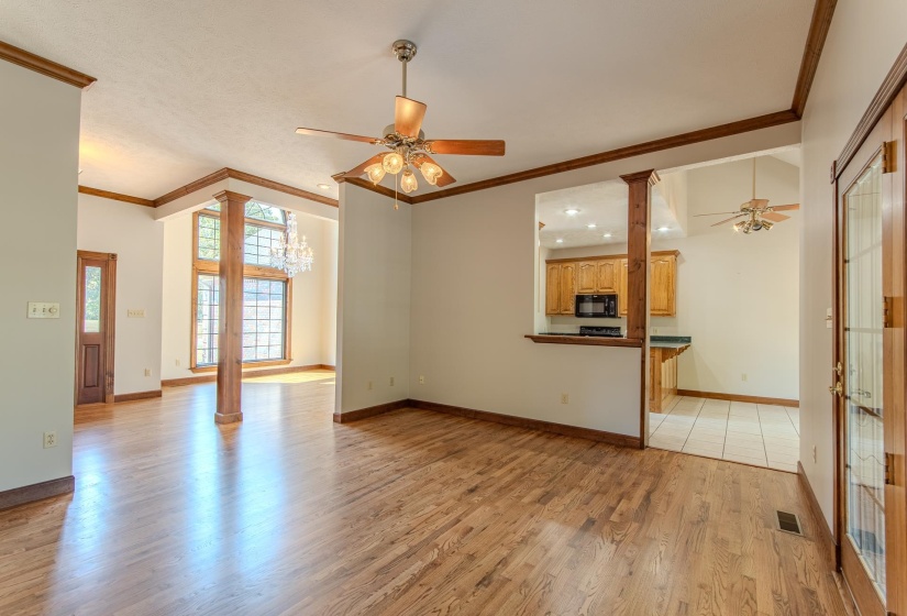 200 GRANDVIEW CIR, Adamsville, Tennessee 38310, 3 Bedrooms Bedrooms, 11 Rooms Rooms,2 BathroomsBathrooms,Residential,For Sale,GRANDVIEW,10206685