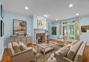 680 MCLEAN BLVD, Memphis, Tennessee 38104, 5 Bedrooms Bedrooms, 10 Rooms Rooms,4.1 BathroomsBathrooms,Residential,For Sale,MCLEAN,10187763