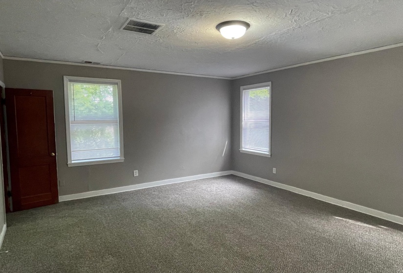 958 BIRCH ST, Memphis, Tennessee 38108, 2 Bedroom Bedrooms, 6 Room Rooms,2 BathroomBathrooms,Residential,For Sale,BIRCH,0,10206798