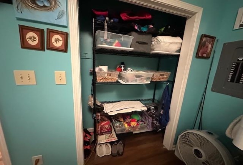 140 HUCKLEBERRY LN, Savannah, Tennessee 38372, 3 Bedroom Bedrooms, 7 Room Rooms,1.1 BathroomBathrooms,Residential,For Sale,HUCKLEBERRY,0,10206941
