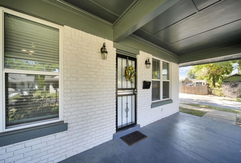 1023 FORREST AVE, Memphis, Tennessee 38105, 4 Bedroom Bedrooms, 7 Room Rooms,2 BathroomBathrooms,Residential,For Sale,FORREST,0,10207007