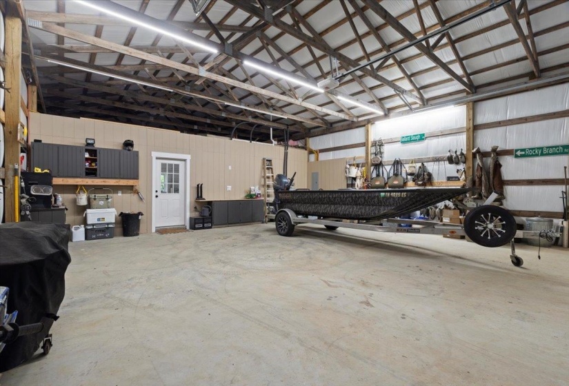 2078 RUSSELL BOND RD, Millington, Tennessee 38053, 1 Bedroom Bedrooms, 3 Rooms Rooms,1 BathroomBathrooms,Residential,For Sale,RUSSELL BOND,10207064