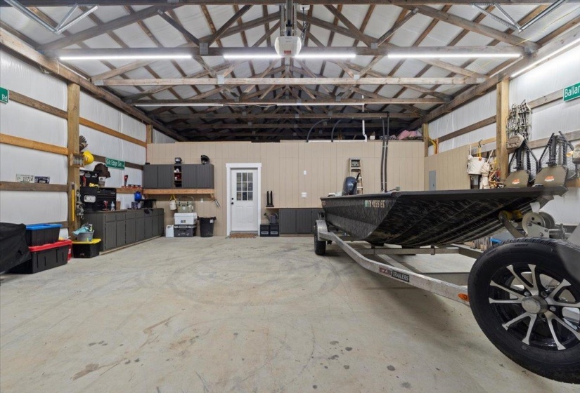 2078 RUSSELL BOND RD, Millington, Tennessee 38053, 1 Bedroom Bedrooms, 3 Rooms Rooms,1 BathroomBathrooms,Residential,For Sale,RUSSELL BOND,10207064