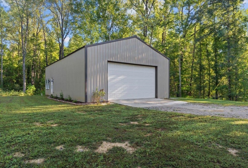 2078 RUSSELL BOND RD, Millington, Tennessee 38053, 1 Bedroom Bedrooms, 3 Rooms Rooms,1 BathroomBathrooms,Residential,For Sale,RUSSELL BOND,10207064