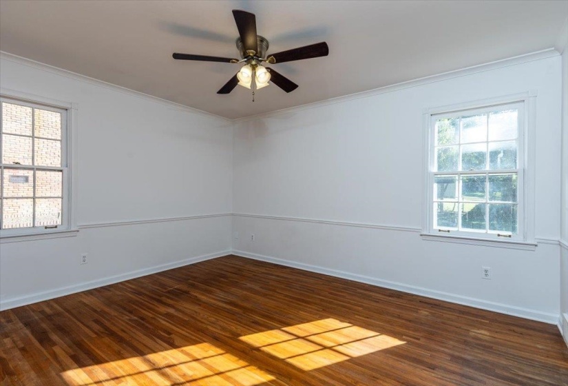 2354 GLENCLIFF ST, Memphis, Tennessee 38119, 3 Bedrooms Bedrooms, 8 Rooms Rooms,2 BathroomsBathrooms,Residential,For Sale,GLENCLIFF,10207066