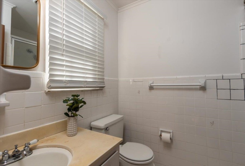 2354 GLENCLIFF ST, Memphis, Tennessee 38119, 3 Bedrooms Bedrooms, 8 Rooms Rooms,2 BathroomsBathrooms,Residential,For Sale,GLENCLIFF,10207066