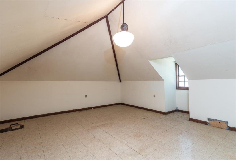 2354 GLENCLIFF ST, Memphis, Tennessee 38119, 3 Bedrooms Bedrooms, 8 Rooms Rooms,2 BathroomsBathrooms,Residential,For Sale,GLENCLIFF,10207066
