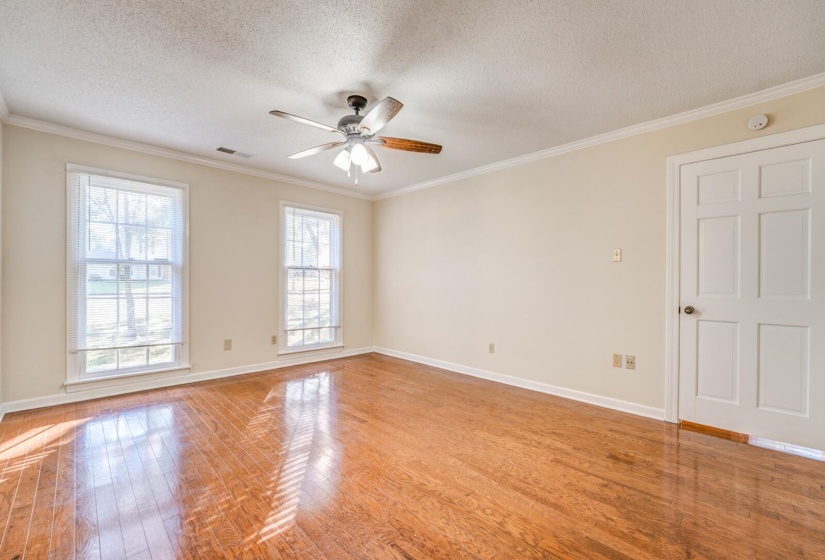 2584 CEDAR RIDGE DR, Germantown, Tennessee 38138, 4 Bedrooms Bedrooms, 9 Rooms Rooms,2.1 BathroomsBathrooms,Residential,For Sale,CEDAR RIDGE,10207068