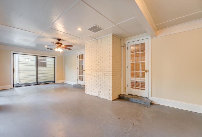 2584 CEDAR RIDGE DR, Germantown, Tennessee 38138, 4 Bedrooms Bedrooms, 9 Rooms Rooms,2.1 BathroomsBathrooms,Residential,For Sale,CEDAR RIDGE,10207068