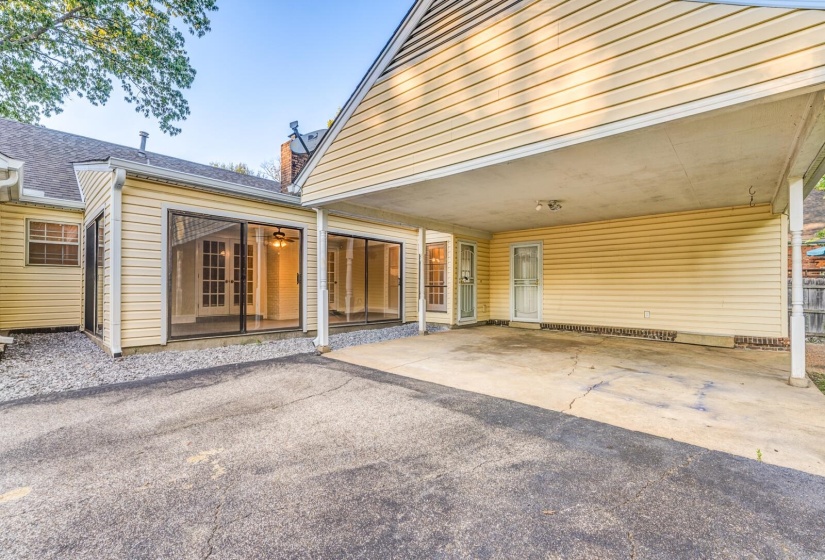 2584 CEDAR RIDGE DR, Germantown, Tennessee 38138, 4 Bedrooms Bedrooms, 9 Rooms Rooms,2.1 BathroomsBathrooms,Residential,For Sale,CEDAR RIDGE,10207068