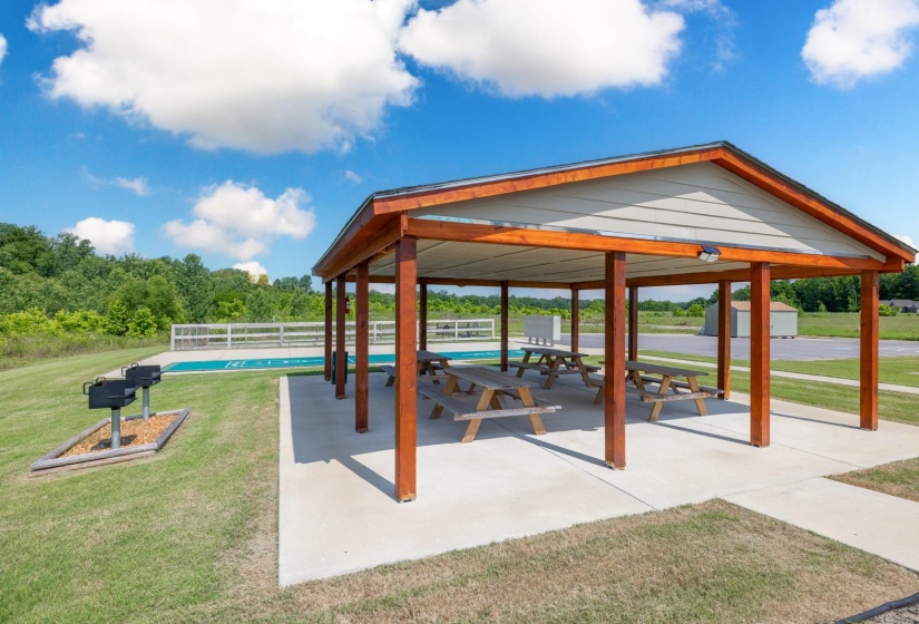 447 ABBEY RD, Munford, Tennessee 38058, 2 Bedroom Bedrooms, 6 Room Rooms,2 BathroomBathrooms,Residential,For Sale,ABBEY,0,10207219