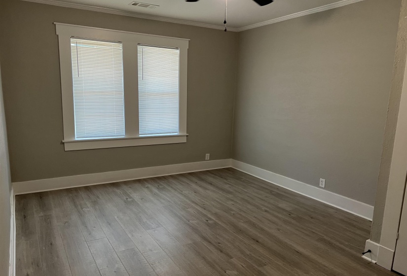 915 GARLAND ST, Memphis, Tennessee 38107, 3 Bedroom Bedrooms, 6 Room Rooms,2 BathroomBathrooms,Residential,For Sale,GARLAND,0,10207226
