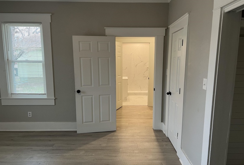 915 GARLAND ST, Memphis, Tennessee 38107, 3 Bedroom Bedrooms, 6 Room Rooms,2 BathroomBathrooms,Residential,For Sale,GARLAND,0,10207226