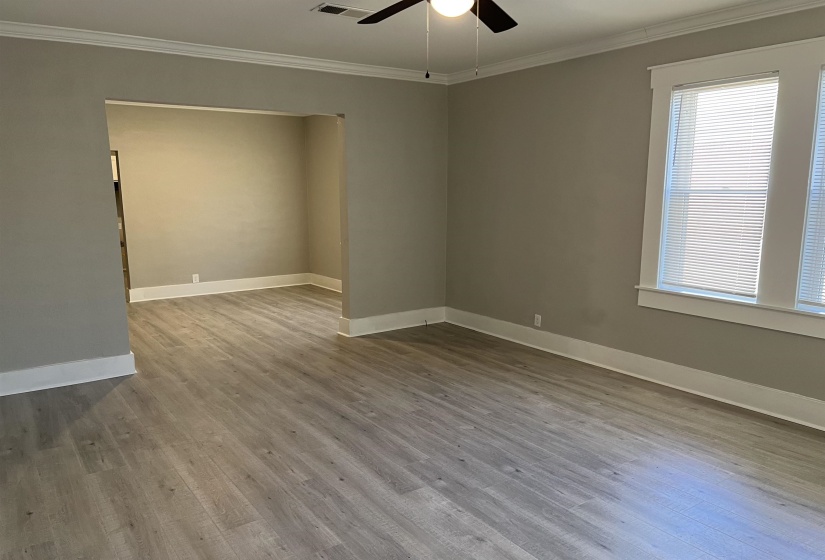 915 GARLAND ST, Memphis, Tennessee 38107, 3 Bedroom Bedrooms, 6 Room Rooms,2 BathroomBathrooms,Residential,For Sale,GARLAND,0,10207226