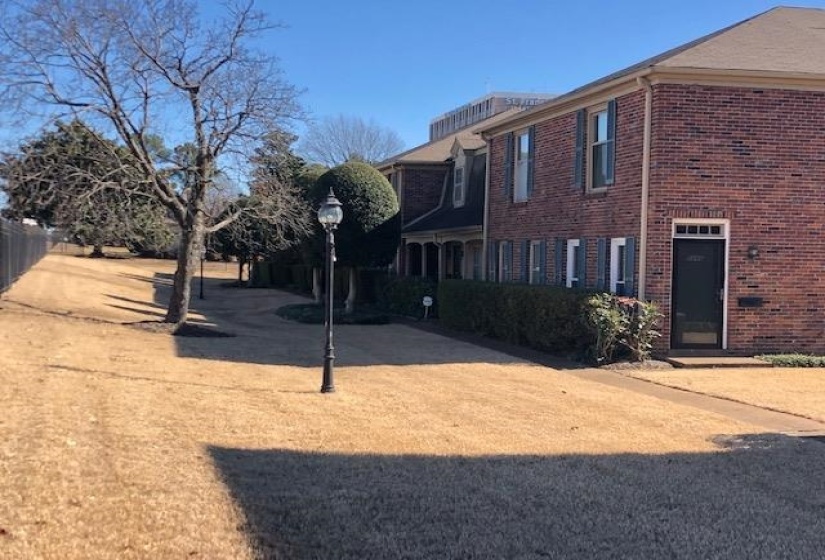 1202 MIDDLE COURT CT, Memphis, Tennessee 38119, 1 Bedroom Bedrooms, 4 Room Rooms,1 BathroomBathrooms,Residential,For Sale,MIDDLE COURT,0,10207231