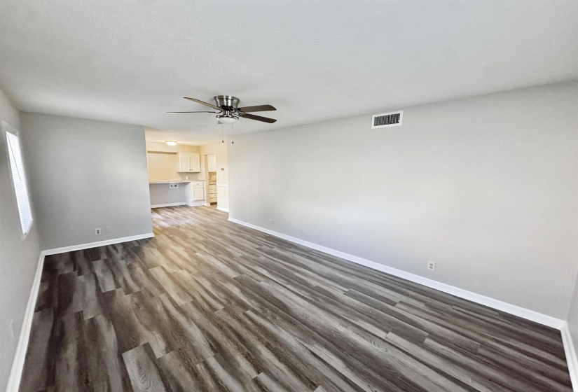 1202 MIDDLE COURT CT, Memphis, Tennessee 38119, 1 Bedroom Bedrooms, 4 Room Rooms,1 BathroomBathrooms,Residential,For Sale,MIDDLE COURT,0,10207231
