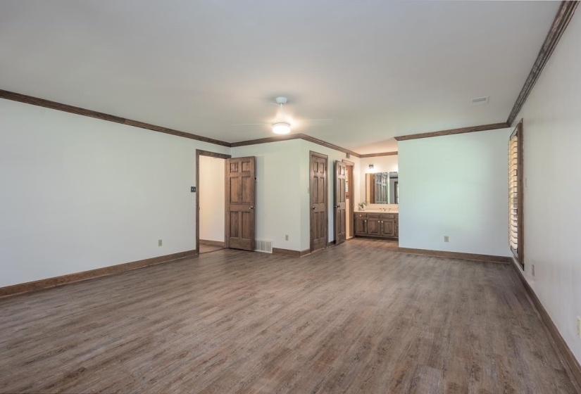 900 CENTERPOINT DR, Mason, Tennessee 38049, 4 Bedrooms Bedrooms, 9 Rooms Rooms,3.1 BathroomsBathrooms,Residential,For Sale,CENTERPOINT,10207338