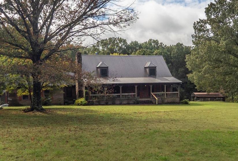 900 CENTERPOINT DR, Mason, Tennessee 38049, 4 Bedrooms Bedrooms, 9 Rooms Rooms,3.1 BathroomsBathrooms,Residential,For Sale,CENTERPOINT,10207338